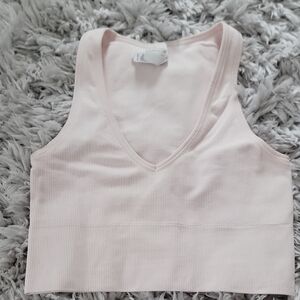 Women's Pink V-Neck Ribbed Crop Top